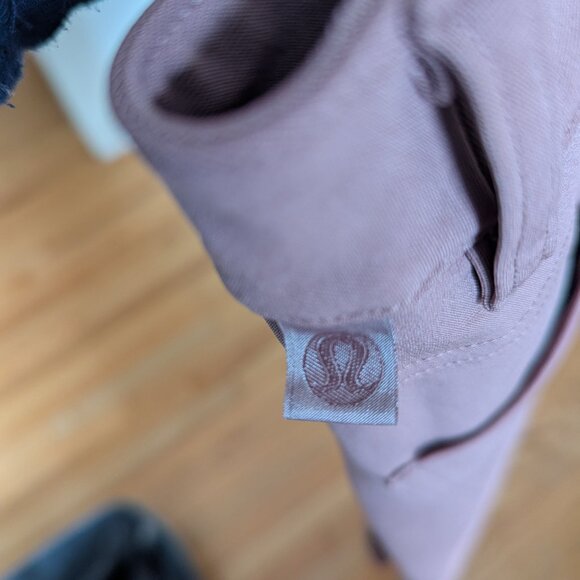 Mens lululemon pants - Picture 3 of 4